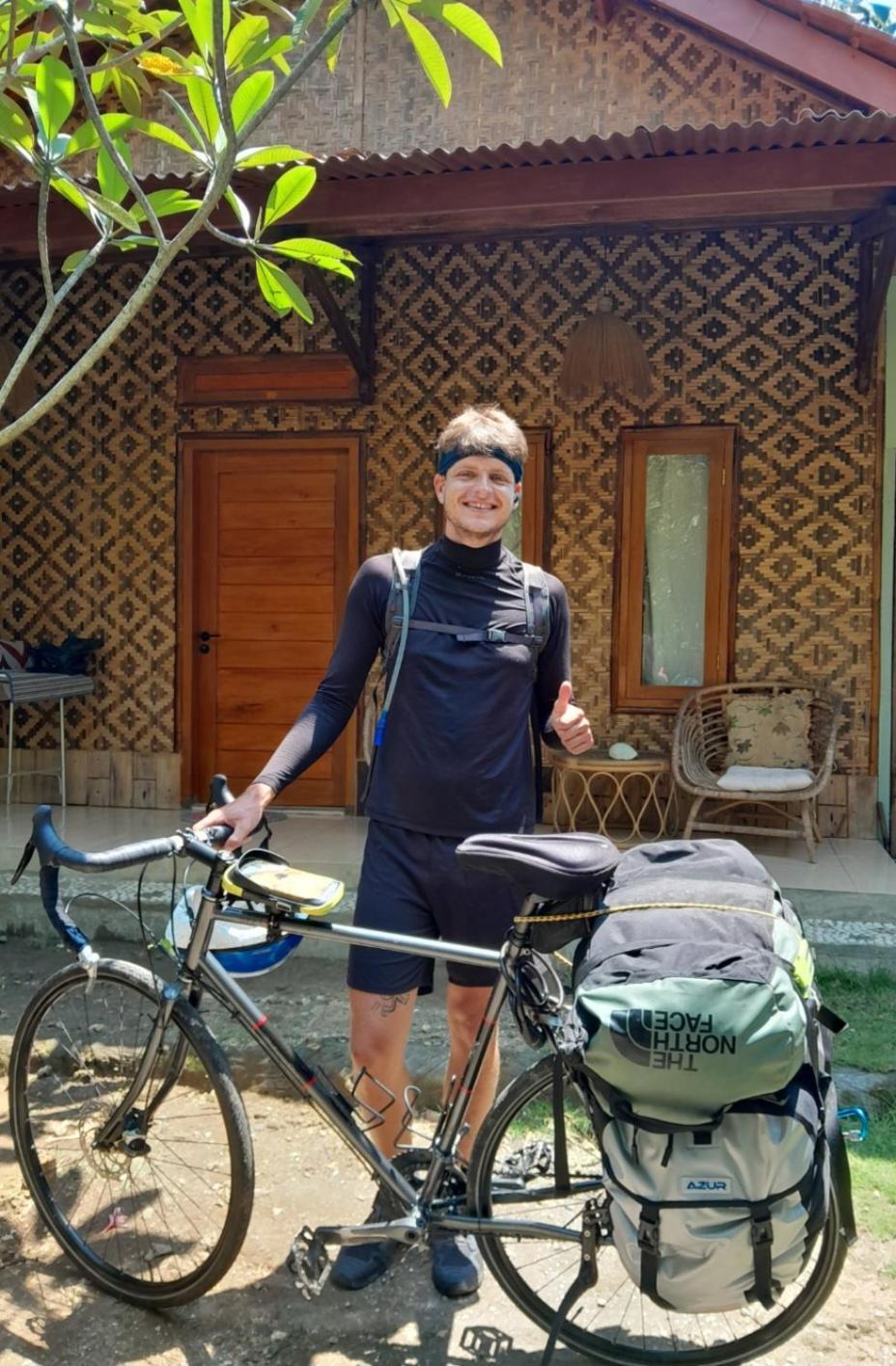 Anik Homestay & Dormy Batukaras Eksteriør billede
